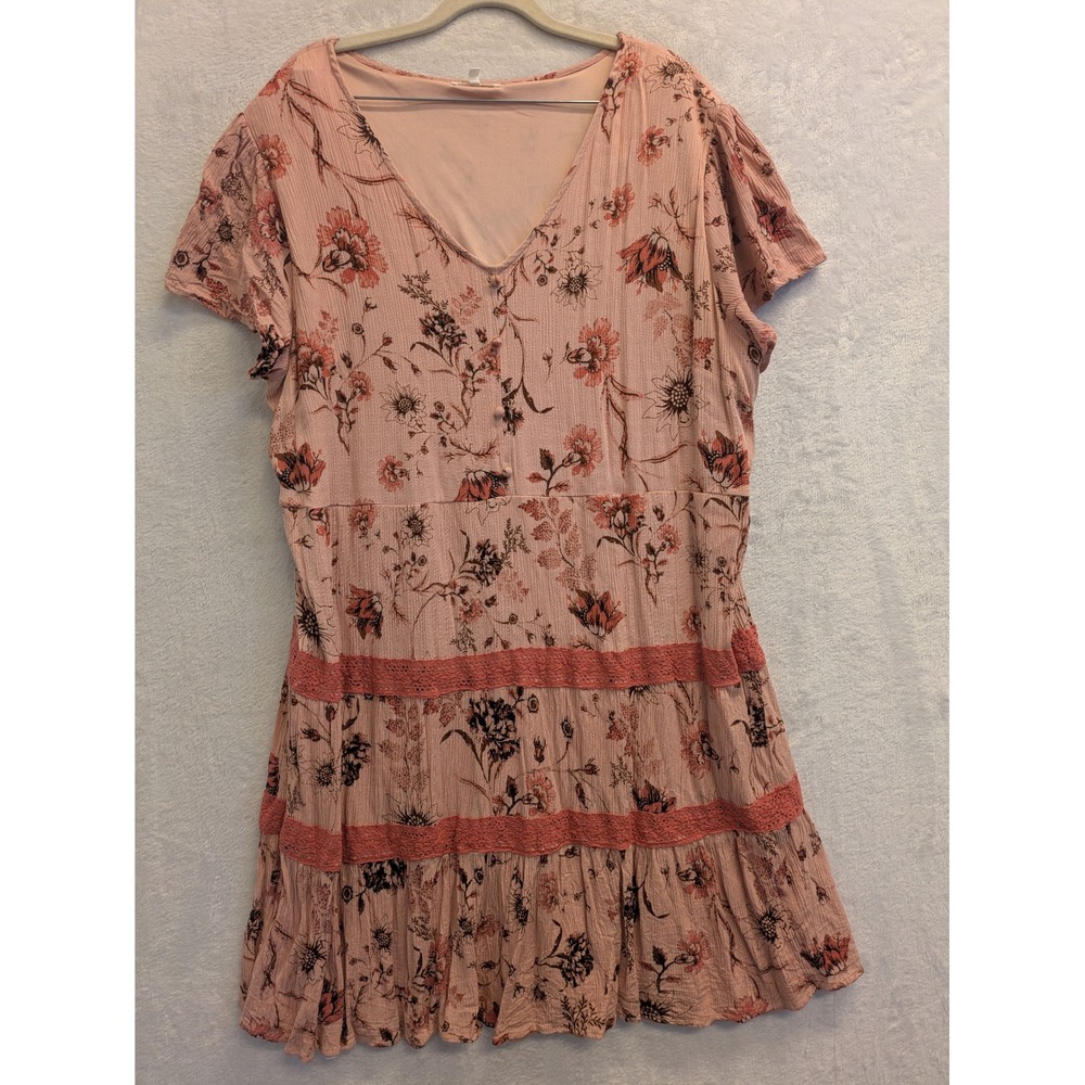 Maurices‎ 2X Pink Floral Print Tiered V Neck Short Sleeve Dress